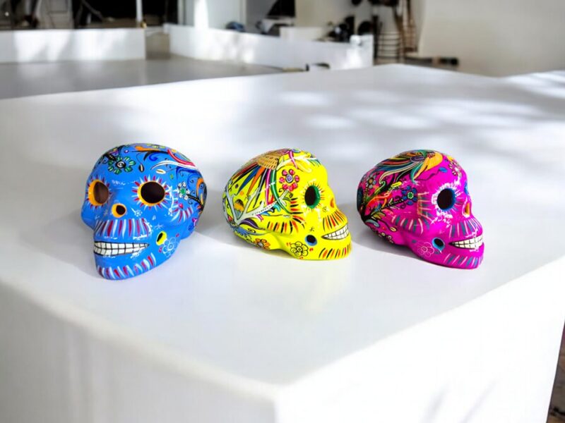 calaveras de barro mexicanas