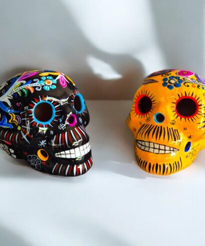 calaveras de barro mexicanas