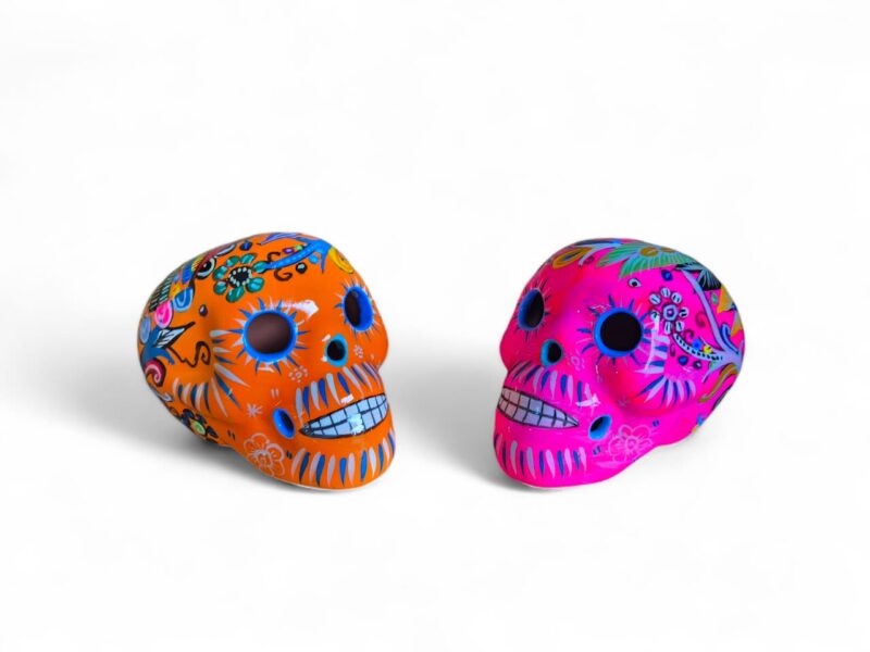 calaveras de barro artesanales