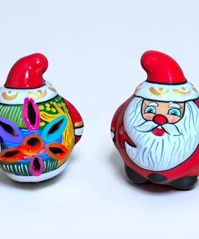 Esferas de Santa Claus de barro