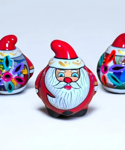 Esferas de Santa Claus de barro