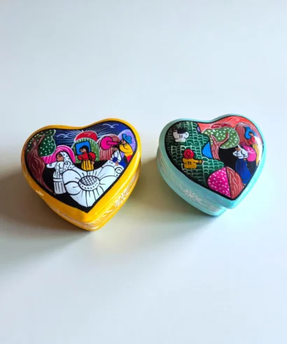 Joyeros decorativos con narrativa cultural